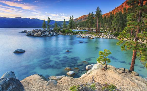 clear blue water at sand harbor lake tahoe