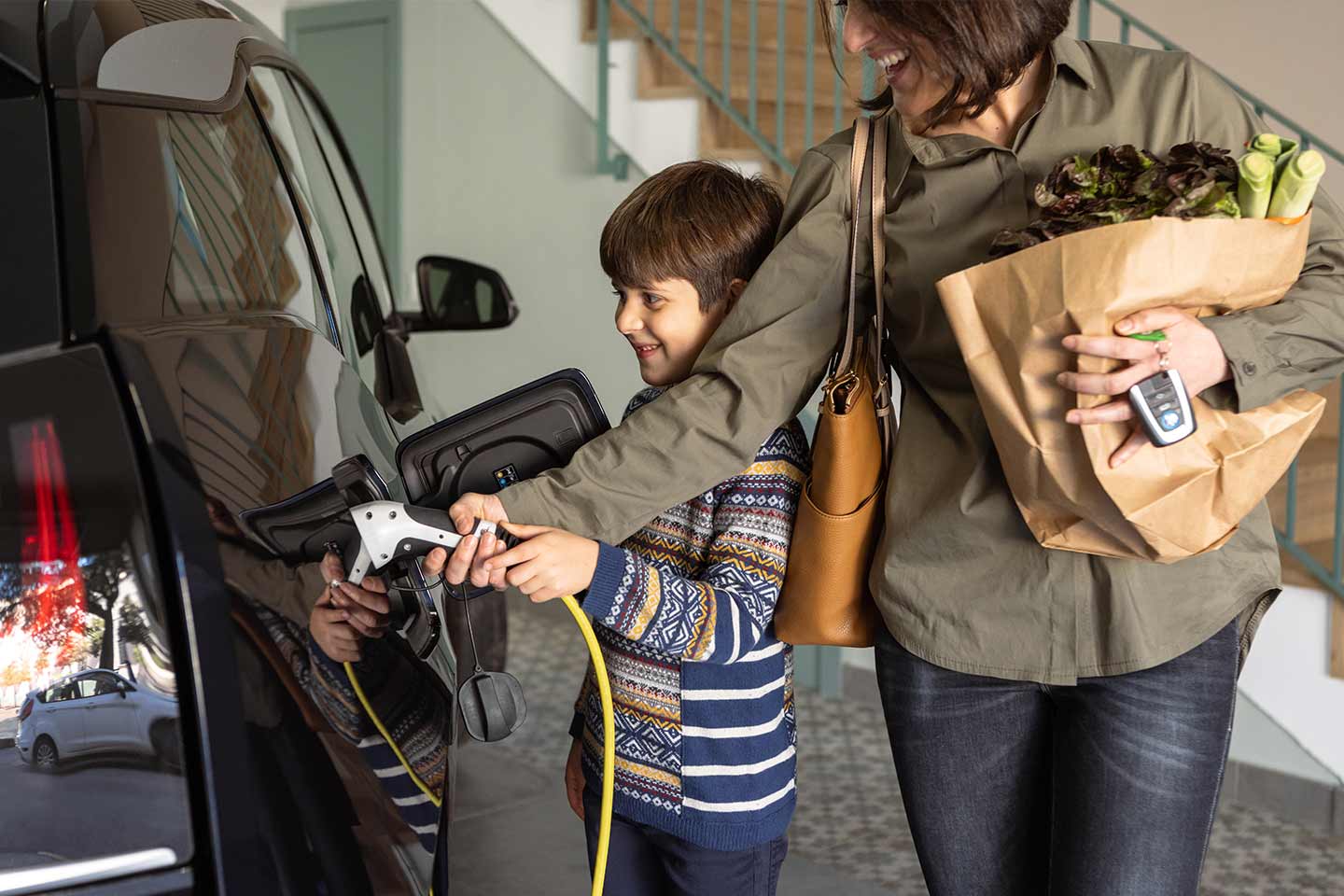 Pros and Cons of Electric Cars | Mercury Insurance